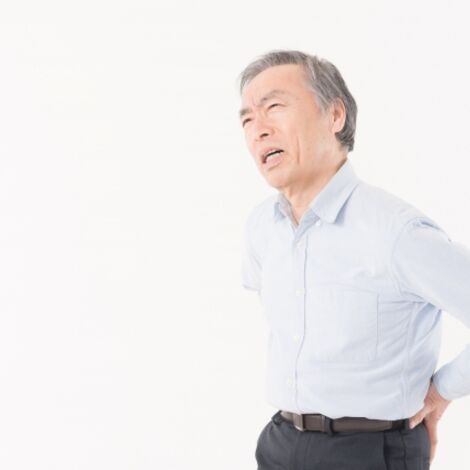腰痛男性